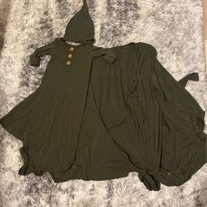 Caden Lane Matching Robe and Knot Gown